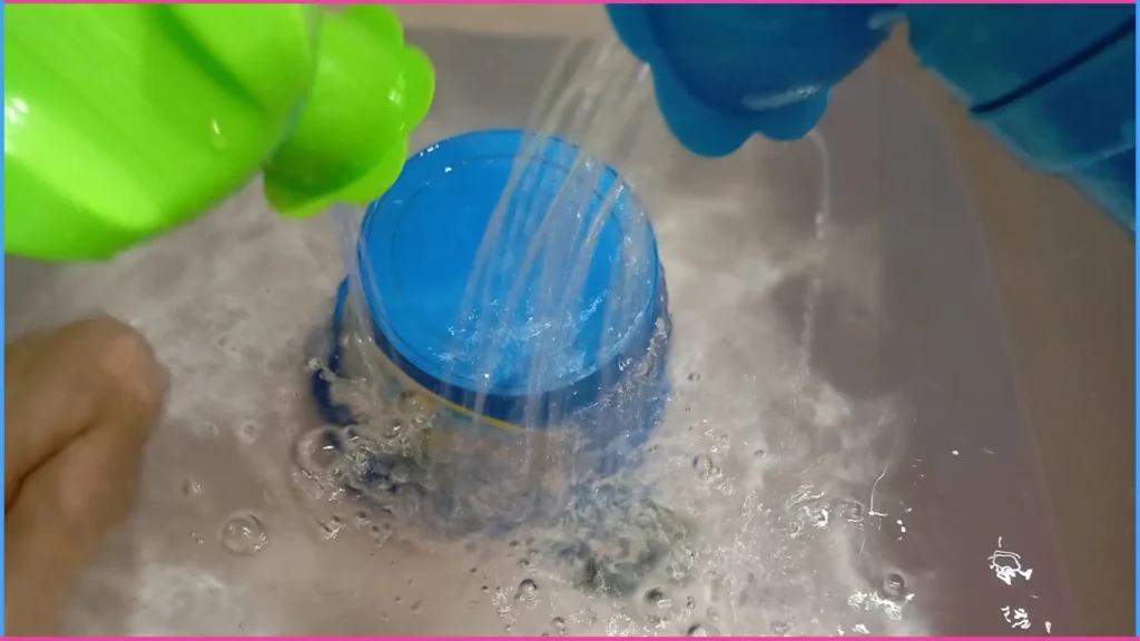 Mi kopog? Ismeretbővítő játék 1-1,5 éves korban