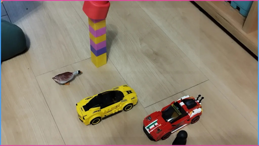 Piros-zöld játék a biztonságos közlekedésért.