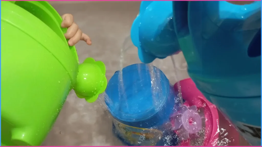 Ismeretbővítő vizes játék 1-1,5 éves korban