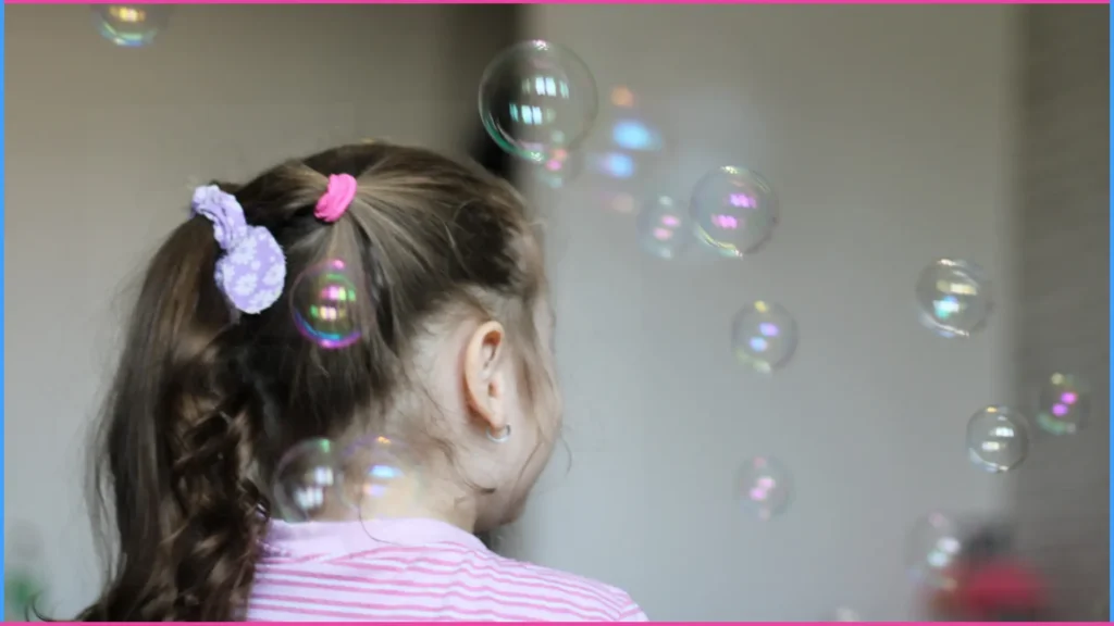 Bubi, bubi. Szem-kéz koordináció fejlesztés buborékokkal