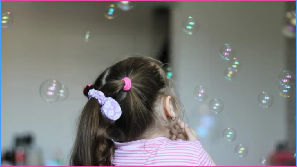 Buborékos szem-kéz koordinációt fejlesztő játék 