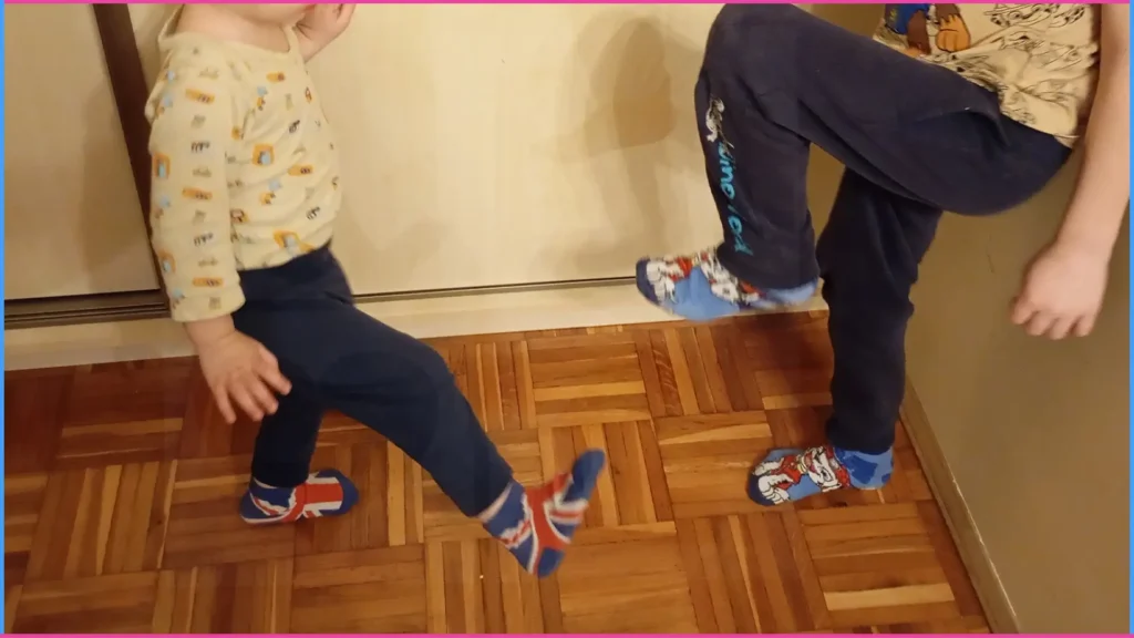 Memória fejlesztő utánozós játék 