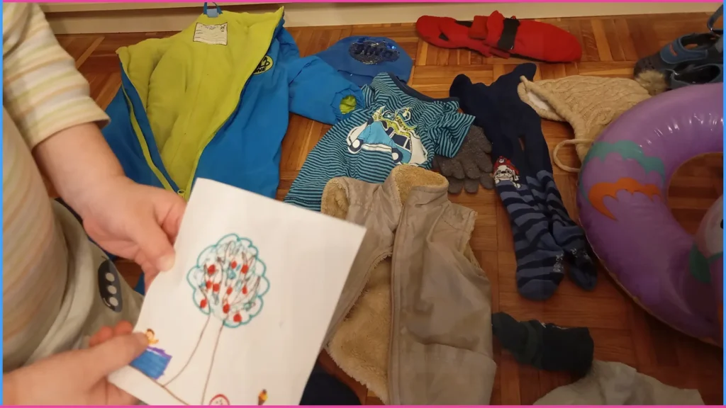 Öltözködés az évszaknak megfelelően. Önállóságot fejlesztő játék