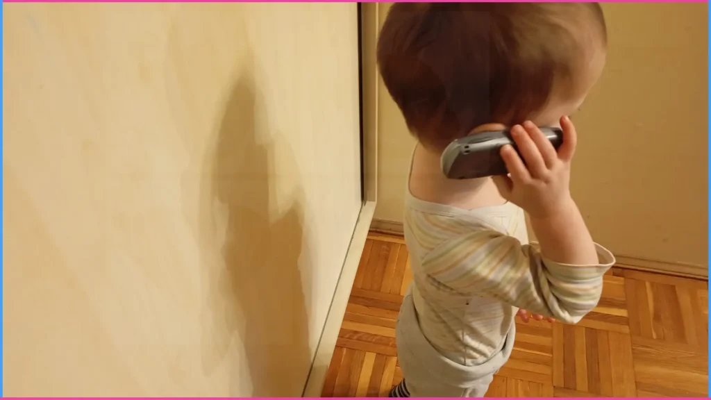 Telefonos szerepjáték 2-2,5 éveseknek