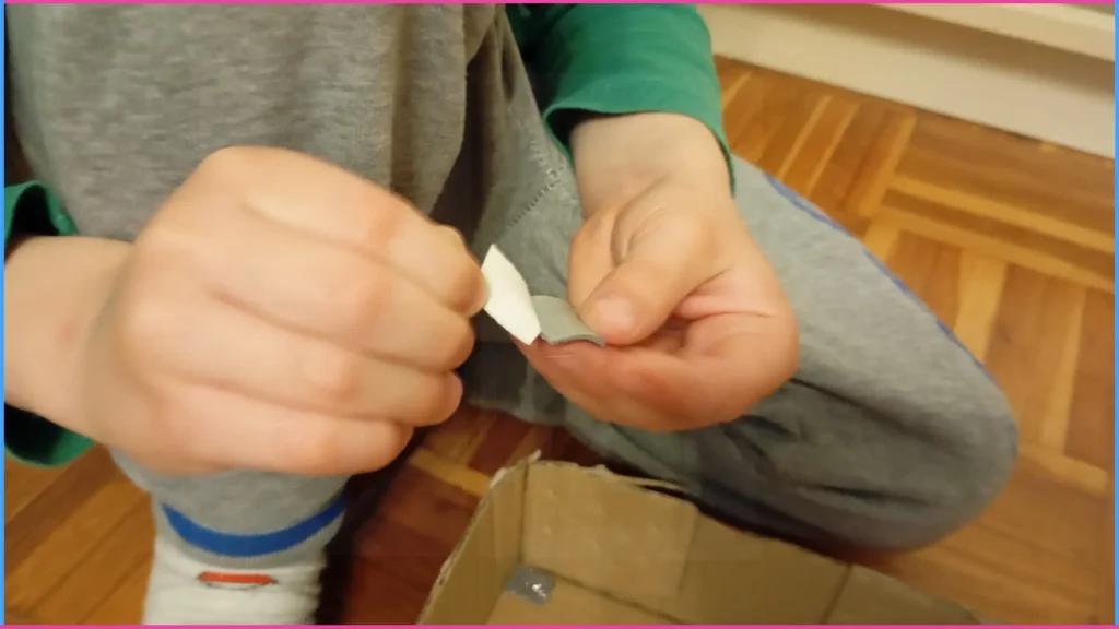 Csempézős játék 5-6 éveseknek munkatempó fejlesztésére