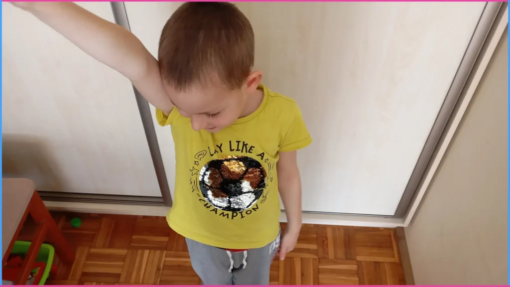 Emeld a kezed. Jobb és bal gyakorlása játékosan