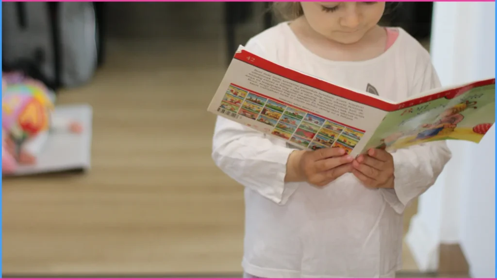 Nézz előre. Ismeretbővítő, közlekedést gyakorló játék 3-4 éveseknek