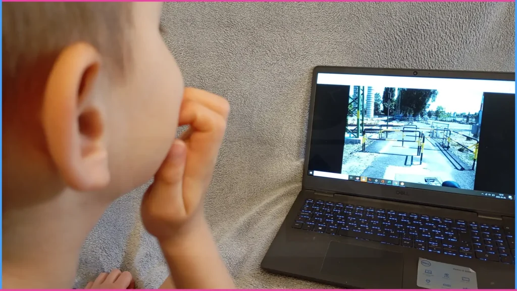 Közlekedés a vasúti átjárón. Ismeretbővítő játék 5-6 éveseknek 